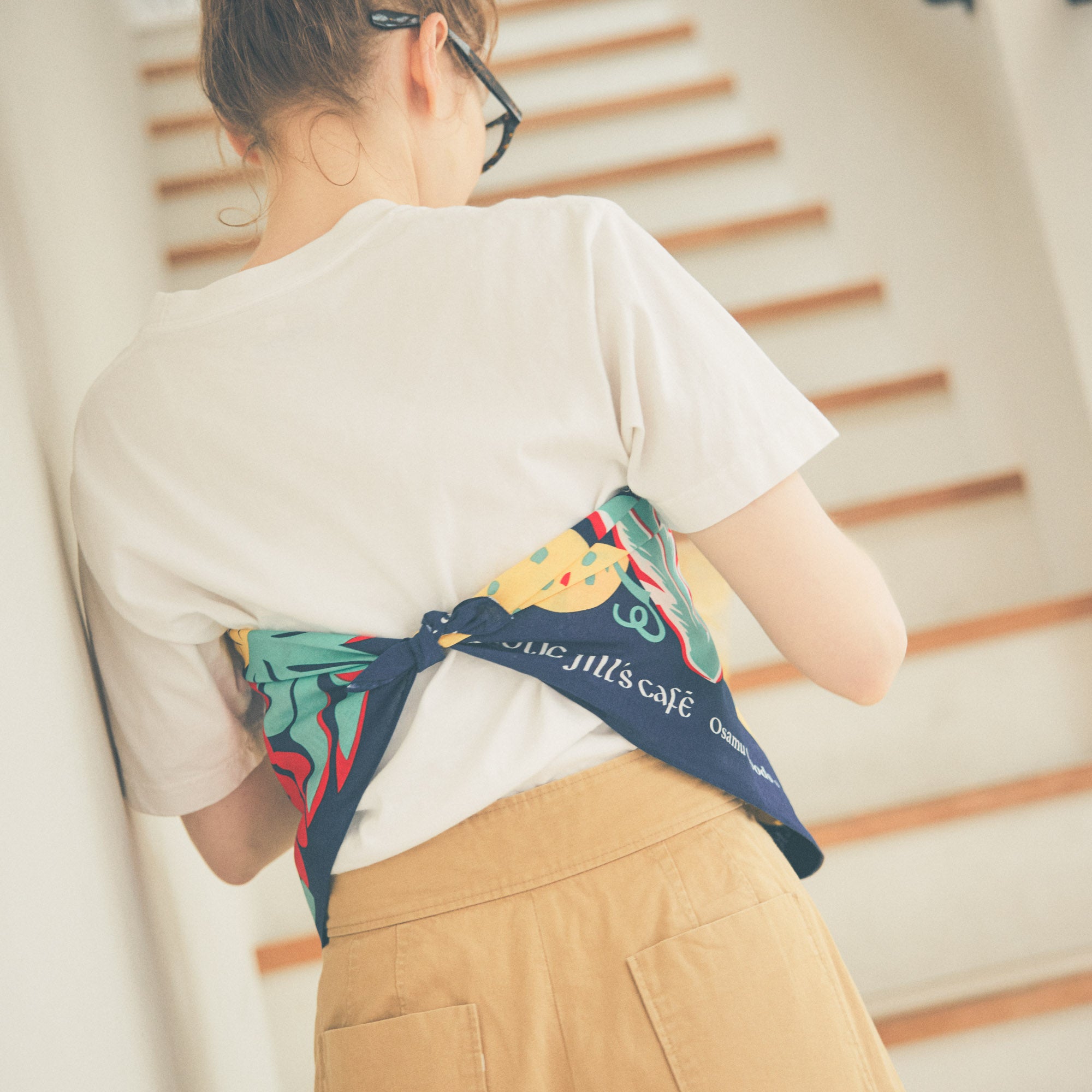 【お一人様3点まで】OSAMU GOODS 大判バンダナ69cm トロピカルフルーツ